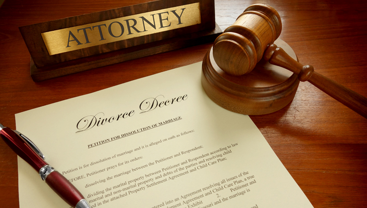 Picture of divorce paper and gavel